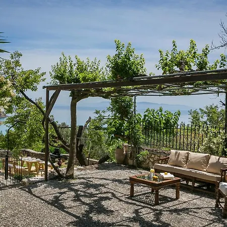 Villa Rania Lourdata (Kefalonia)